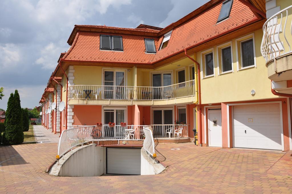 Hotel Jazmin Panzio Hajdúszoboszló Exteriér fotografie